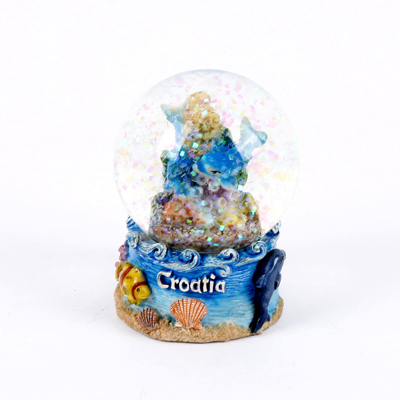 custom funny glass snow ball snow globe dome souvenir kid diy water globe