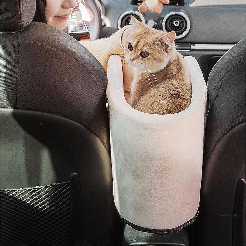 Comfortable Safety Removable Washable Small Animal Car Armrest Center Console Dog Kennel Pet Booster Seat For Cars