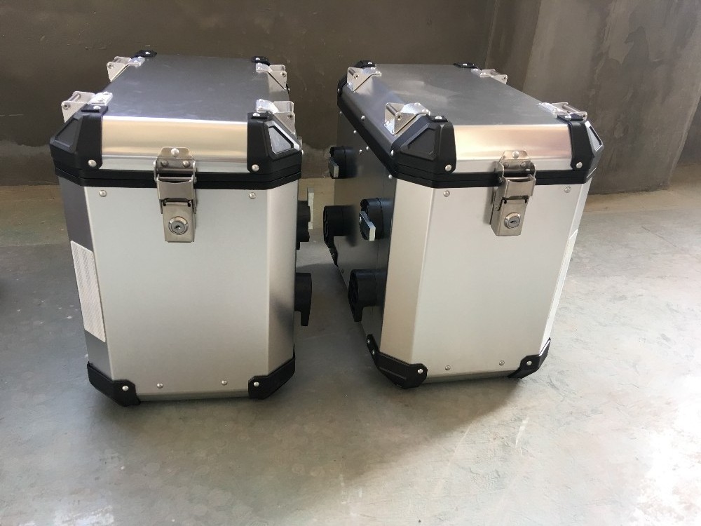 Motorcycle delivery food box with advertising White pannier Aluminium Side  rear items  For SUZUKI GW250