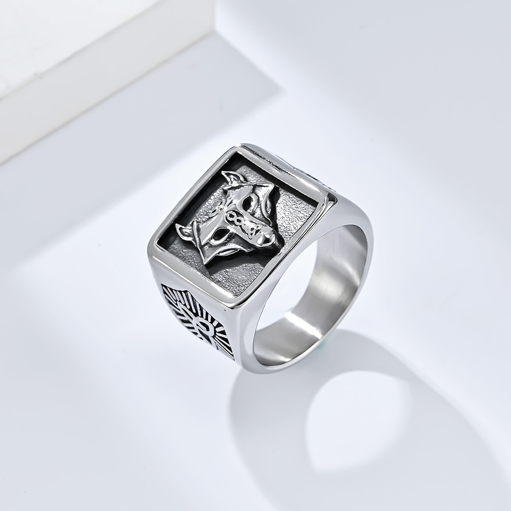 High Quality 18mm Stainless Steel Viking Wolf Ring Customizable LOGO Retro Animal Signet Celtic Knot Rings for Men