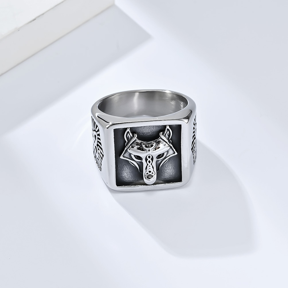 High Quality 18mm Stainless Steel Viking Wolf Ring Customizable LOGO Retro Animal Signet Celtic Knot Rings for Men