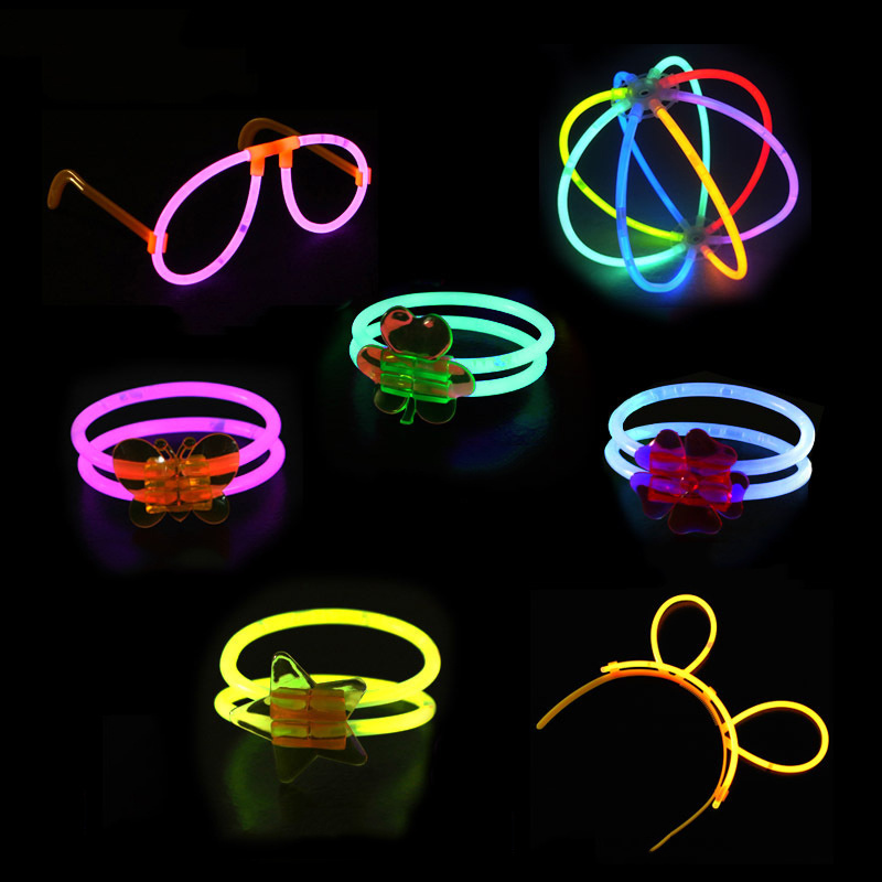 100 Pack Glow Sticks Bulk Party Bracelets Necklace Butterfly Glow Stick For Cheer Clubbing