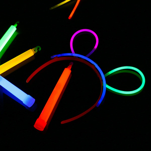 Bulk party supplies glow in the dark sticks light up baton bracelet kpop candy sticks for vocal concert