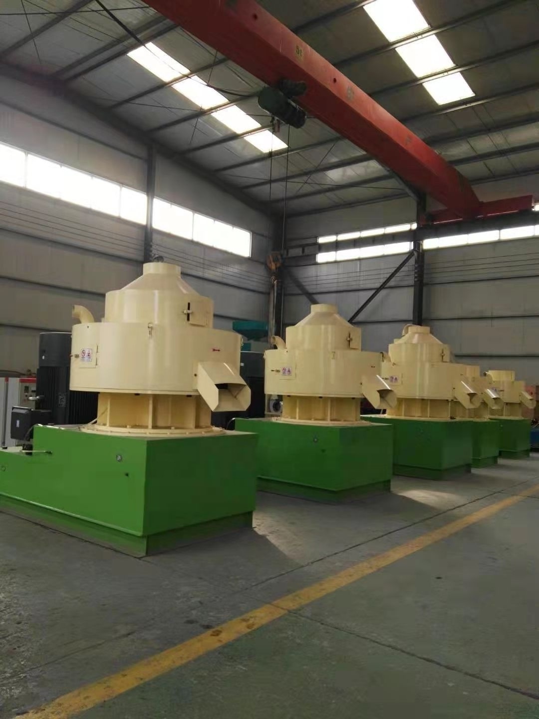 1500 KG Per Hour Pellet Mill wooden cotton seed hull pellet  machine wood key animal powder