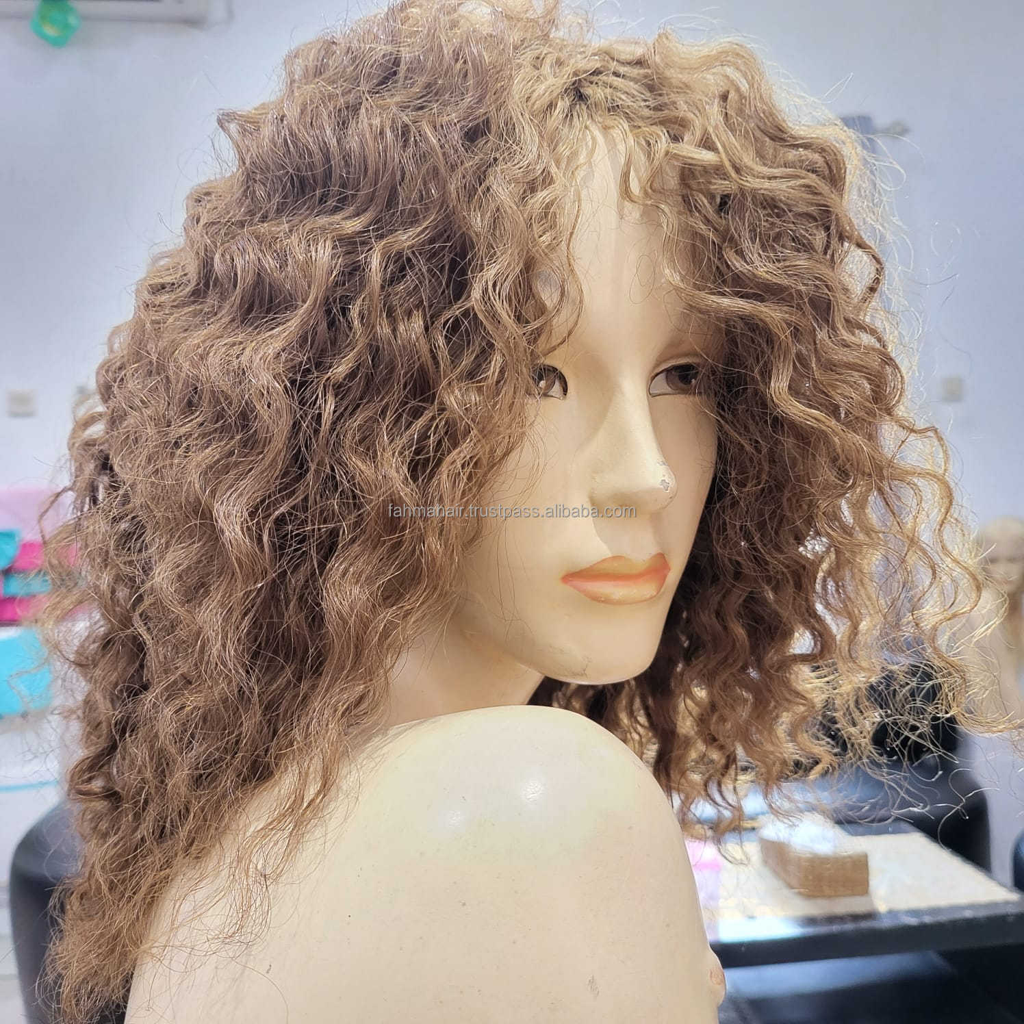 Virgin hair Indonesia Fahma Wholesale Colorful Curly Wigs Heat Resistant Synthetic Hair Replacement Curly Wigs with excellent qu