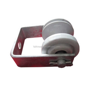 medium voltage can porcelain d iron with shackle insulator fitting K4111