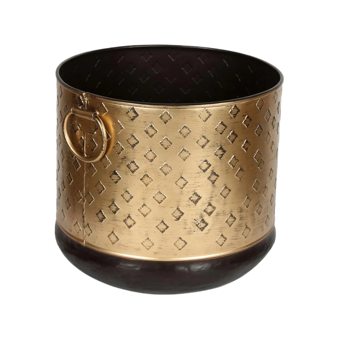 Premium Quality at cheapest price Embossed Round Metal Planter (Gold) For Hotel Restaurant Resort Garden Decoration