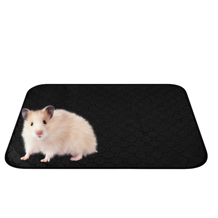 Famicheer BSCI guinea pigs cage fabric washable liner fleece hamster pee pads for guinea pigs