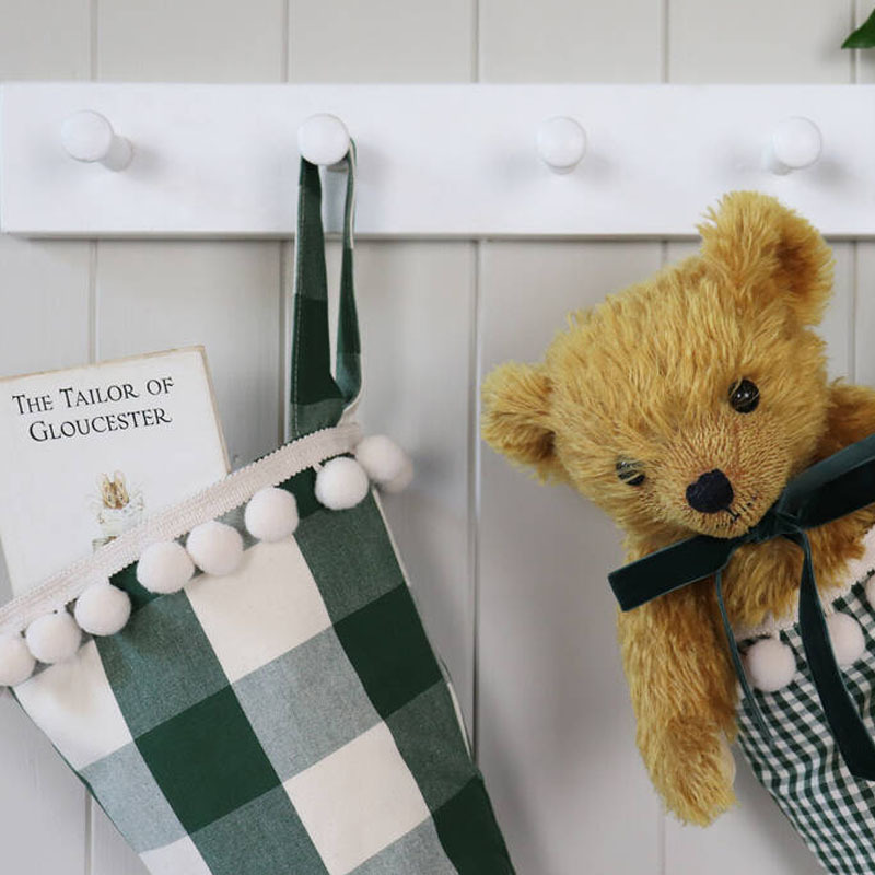 Wholesale Luxury Christmas Stockings Plaid Cotton Christmas Stocking Holder Stand