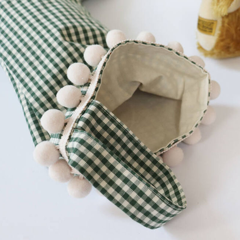 Wholesale Luxury Christmas Stockings Plaid Cotton Christmas Stocking Holder Stand