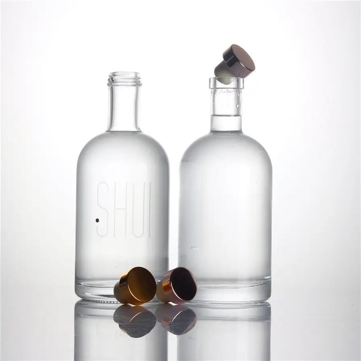 Famlink Clear Round Glass Bottles for Wine Vodka Bottles with T Top Cap Empty Whiskey Bottle for Tequila Brandy Spirit 500ML