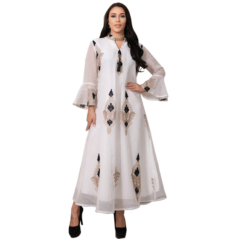 Middle Eastern Women's Muslim Evening Dress Embroidered Retro Print Flared Sleeves Robe Long Sleeves Maxi Dresses For Women