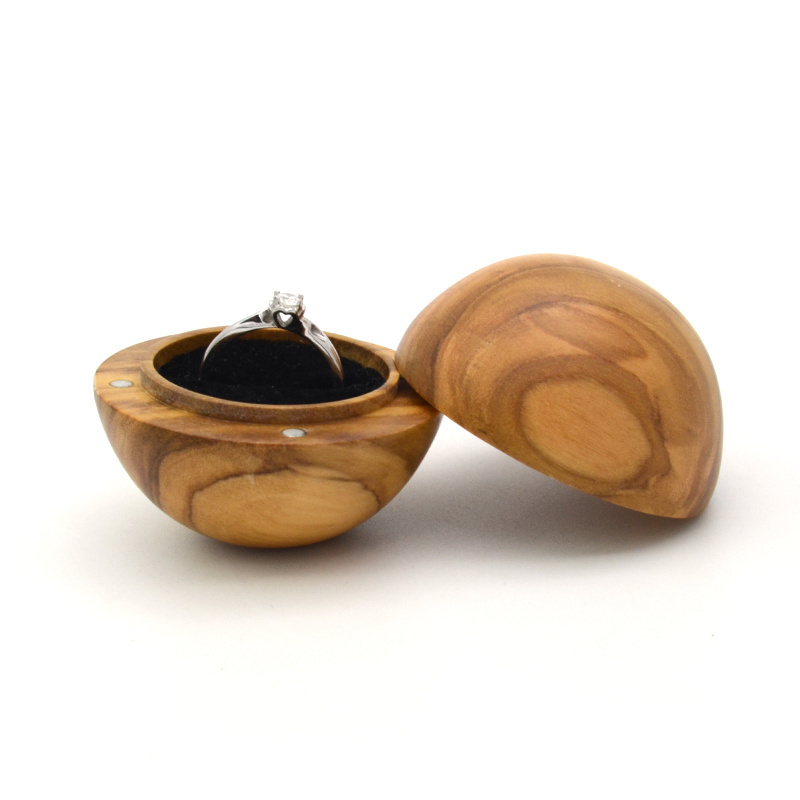 Wedding walnut wooden jewelry ring box for gift