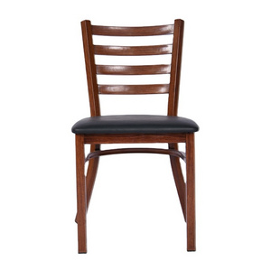 Manufacturer Unique Design Top Quality Upholstered Cafe Restaurant Furniture Chair Leather Dining Chairs with Wooden Legs