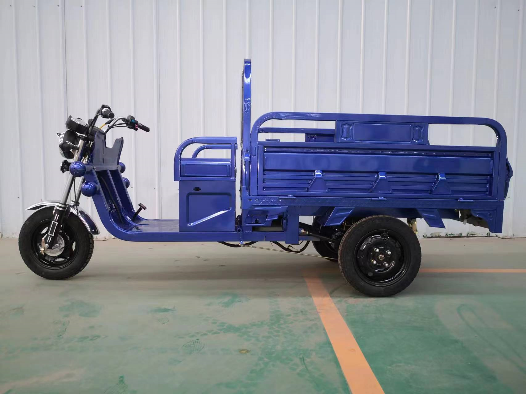 Hot Sale Tricycles Electric Three Wheel Passenger Tricycle Auto  Rickshaw Motor Taxi