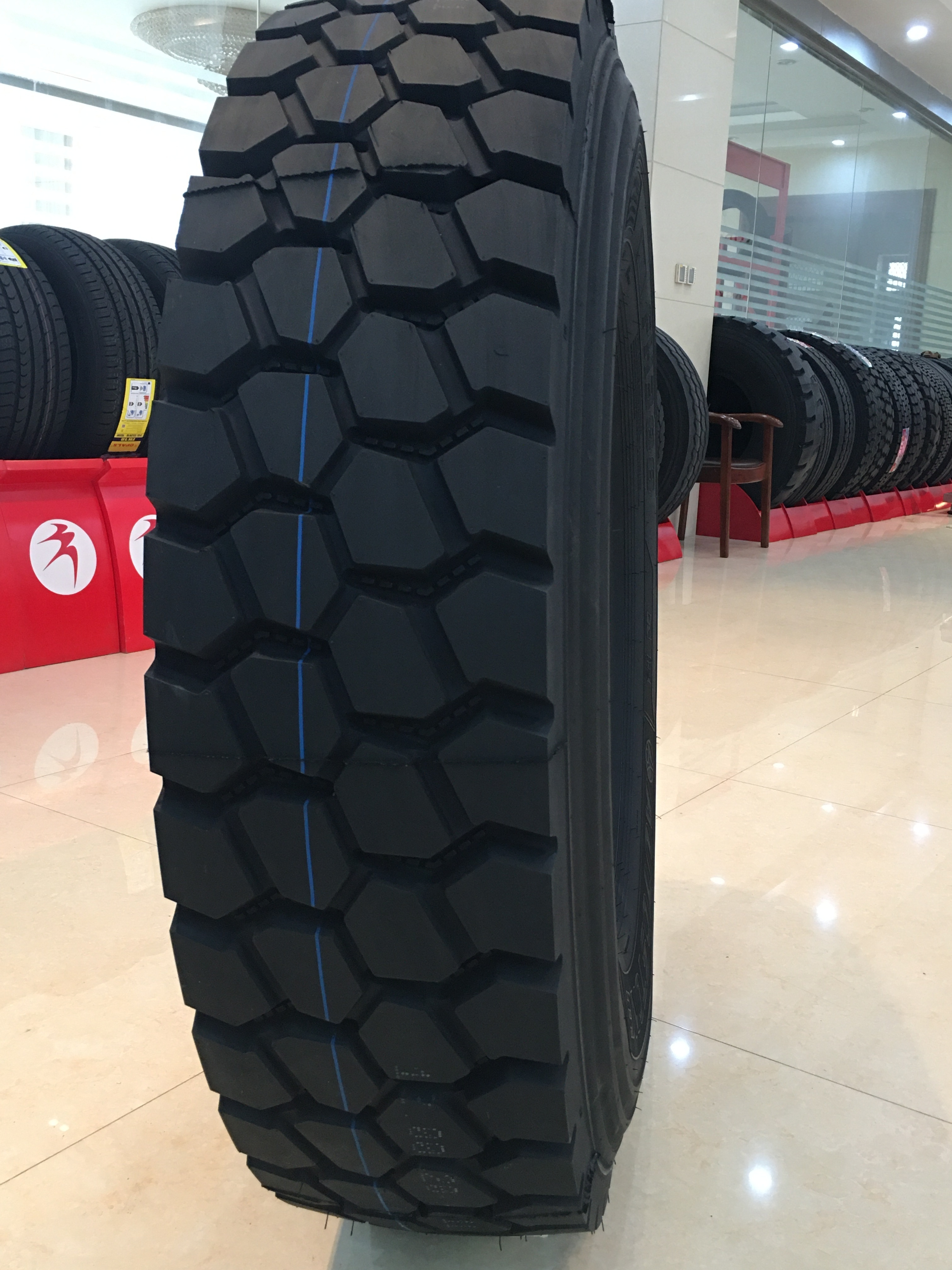 Maxxis Super quality  truck and bus  tyre ( TBR TIRE) 12.00R20  Opals. Glede .Naaats brand