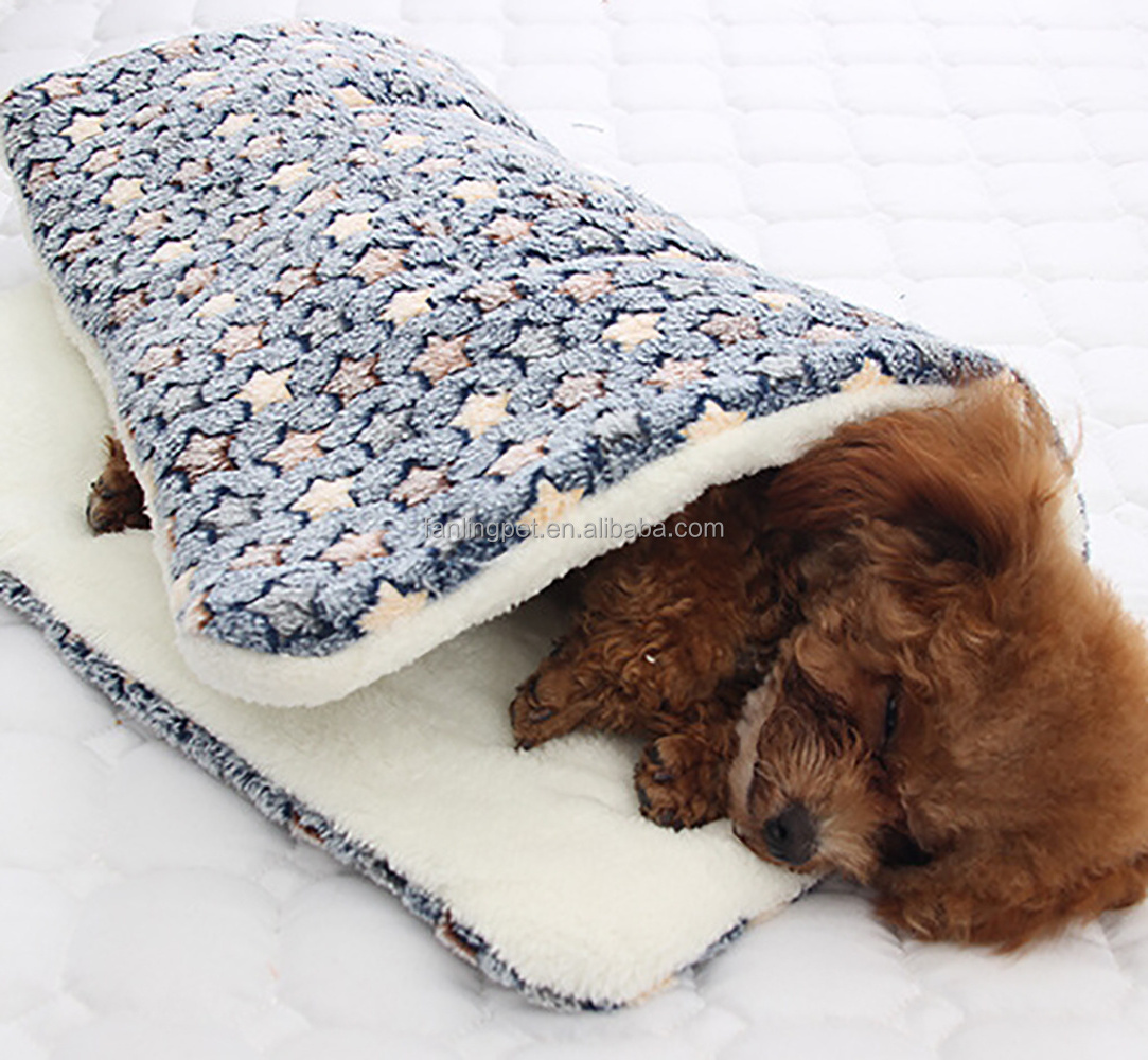 FANLINPT Coral Fleece Soft Fluffy Warm Pet Autumn Winter Thicken Mat for Little Dogs on the Pet Beds Dog Cat Blanket