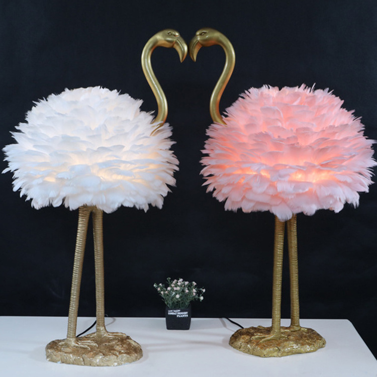 wholesale decorative pink feather flamingo design unique living room table lamps