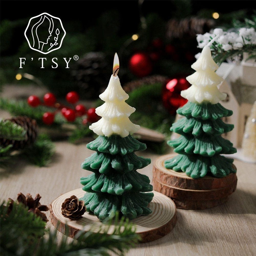 New Product Christmas Gift Home Decoration Desktop Crafts Pine Shaped Candles Christmas Tree Scented Candle