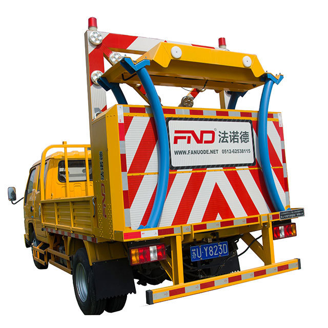 70K 100K Anti Collision Buffer Truck Mounted Attenuator Traffic Crash Proof Truck Hot Products