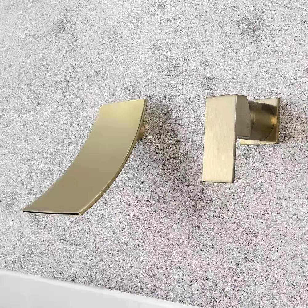 Luxury Brush gold wall in faucet for basin