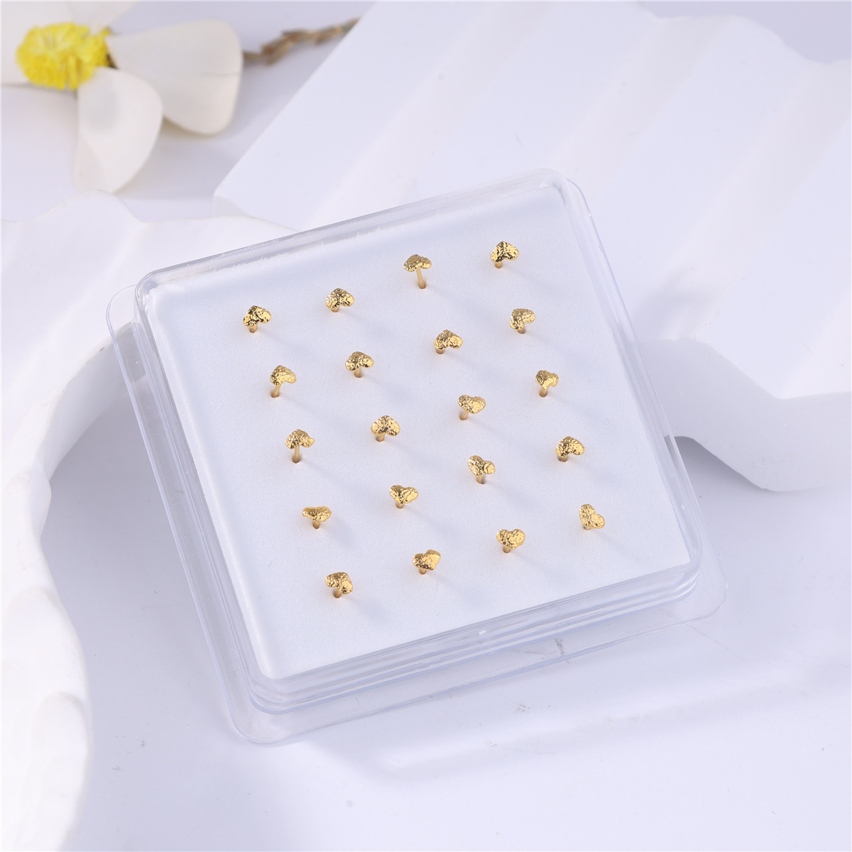 20 Pcs/Box Frosted Hearts Nose Studs Ball End Pin Gold Silver Thin Nose Bone Nostril Fashion Nose Piercing Jewelry Wholesale