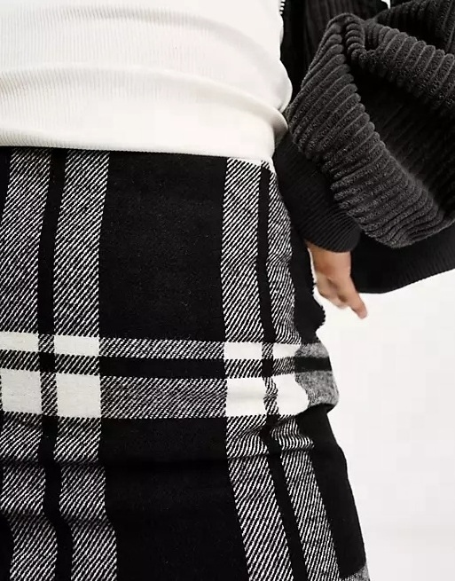 New fashion trend Ladies black and white short wrap women's vintage mini plaid skirt high waist school uniform mini check skirt