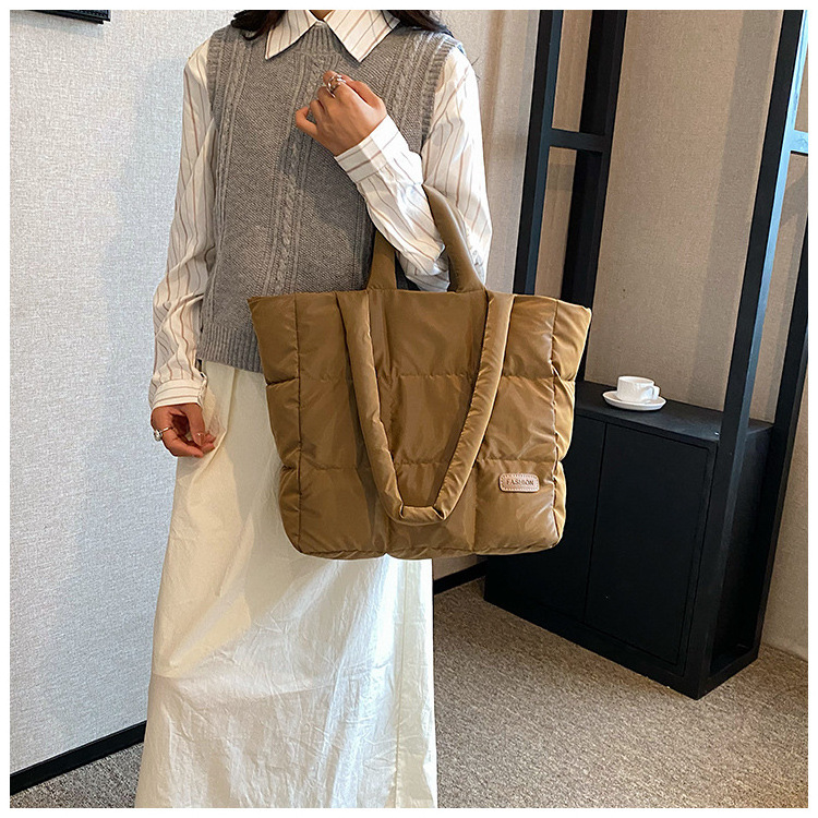 Puffy Tote Bag for Women Lightweight Puffer Shoulder Bag Down Cotton Padded Hobo Bag Oxford Women Casual Handbags