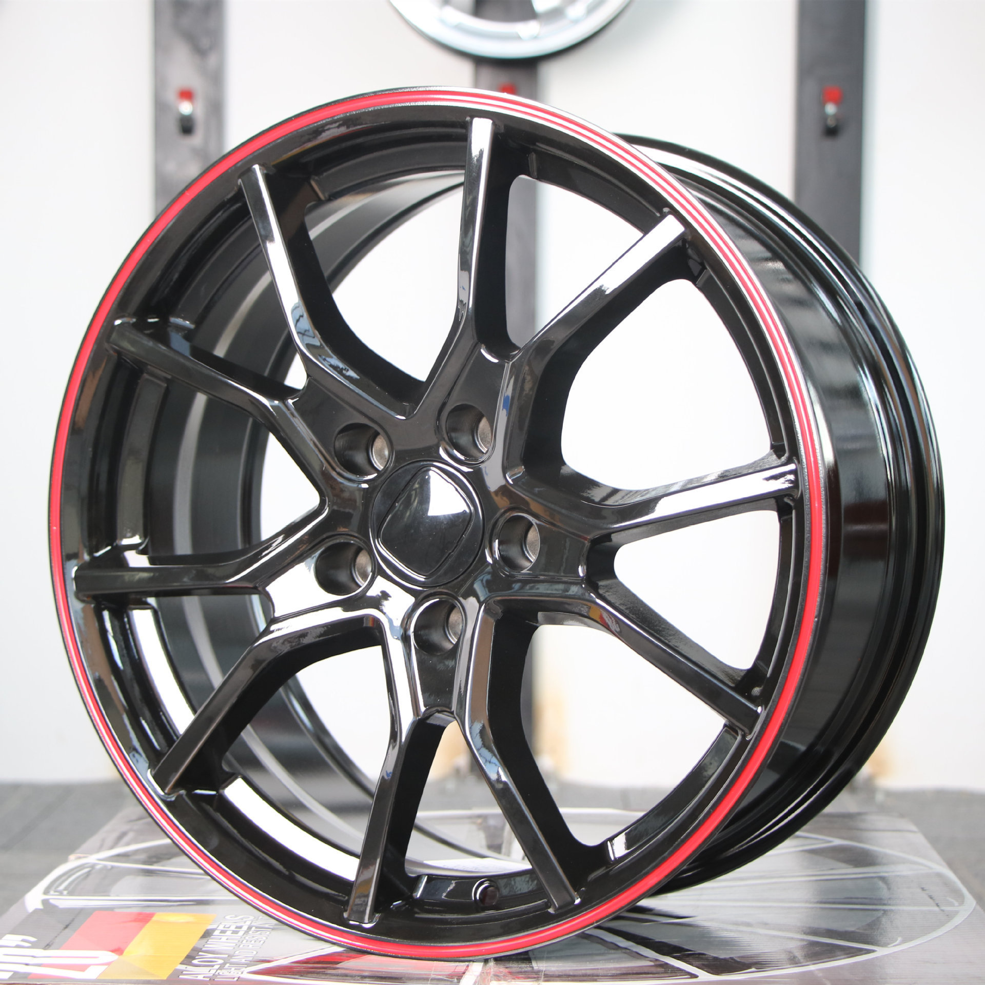 luxury classic for Honda Civic car modified wheels  size 17 inch 5x114.3 aluminum alloy car wheels rims Red