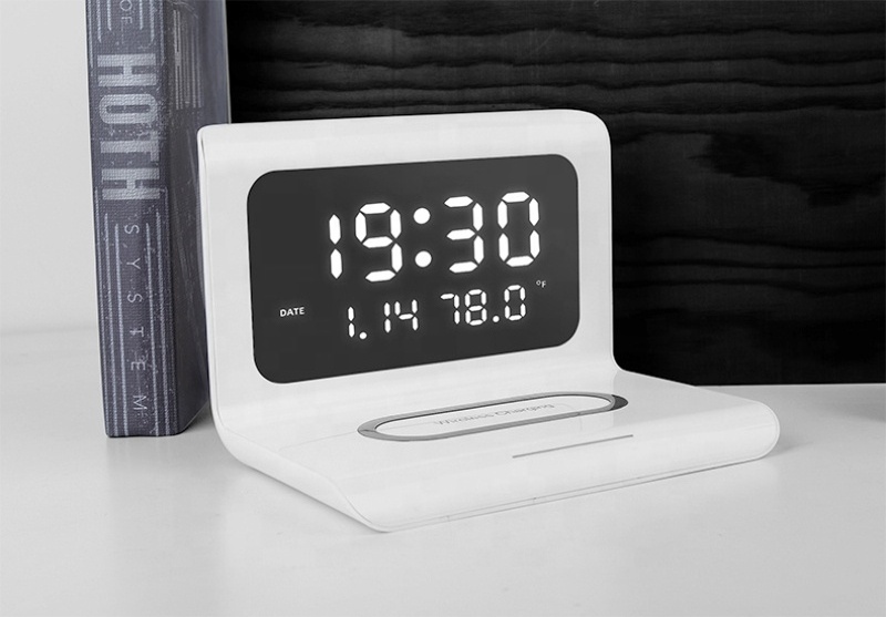 Creative Multifunctional Clock 3-in-1 Mobile Wireless Charging Alarm Clock For Phone Charger