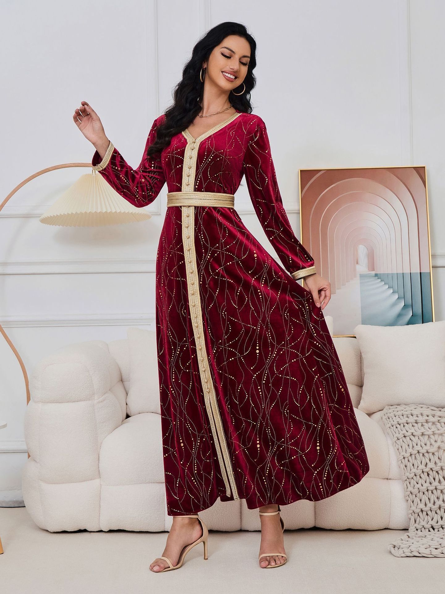 2024 Premium Burgundy V neck slit front bronzing pattern islamic women velvet abaya