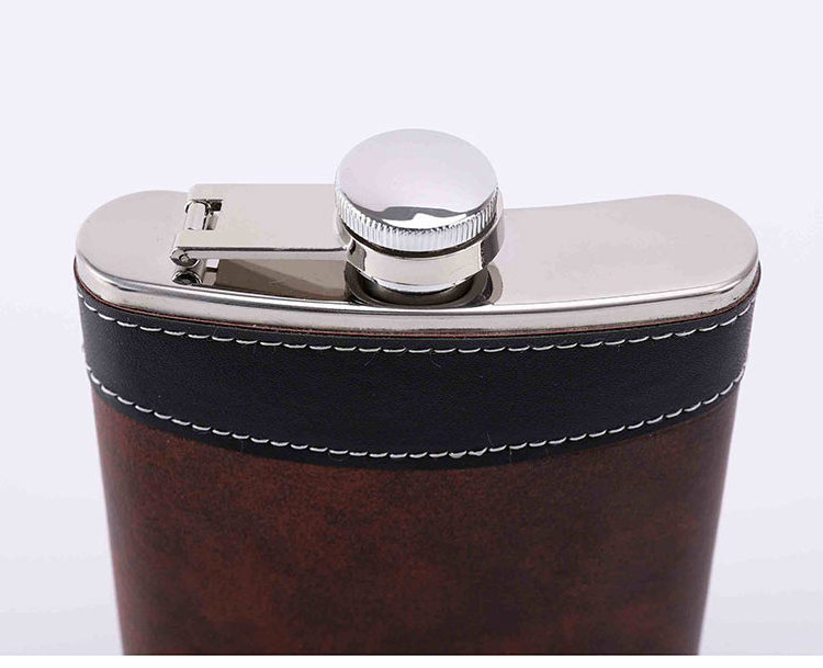 Factory Wholesale 6 7 8 oz Splicing Leather Cover Creative Liquor Alcohol Pocket Flask Stainless Steel Leather Hip Flask