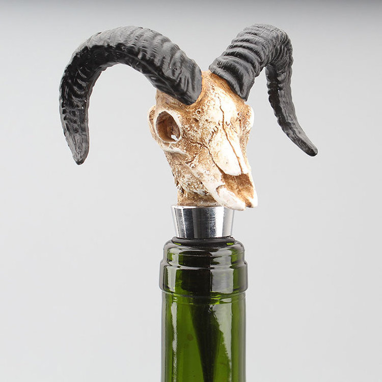 Creativity Bubalus Water Buffalo OEM Halloween Decorations Resin Animal Buffalo Goats Skulls Wine Bottle Plug Stopper