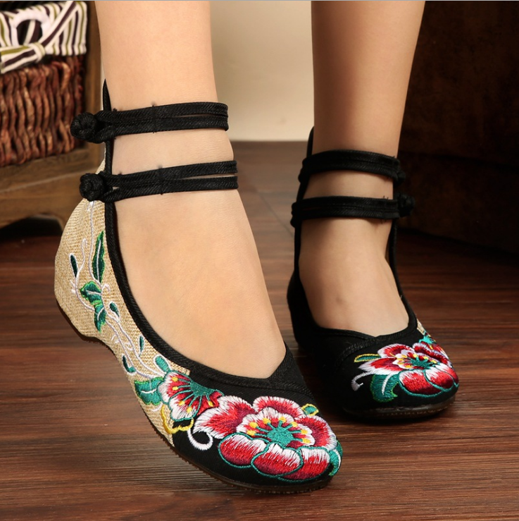 Hot Women Embroidery Chinese Style Dichotomanthes Bottom Casual Flat Shoes