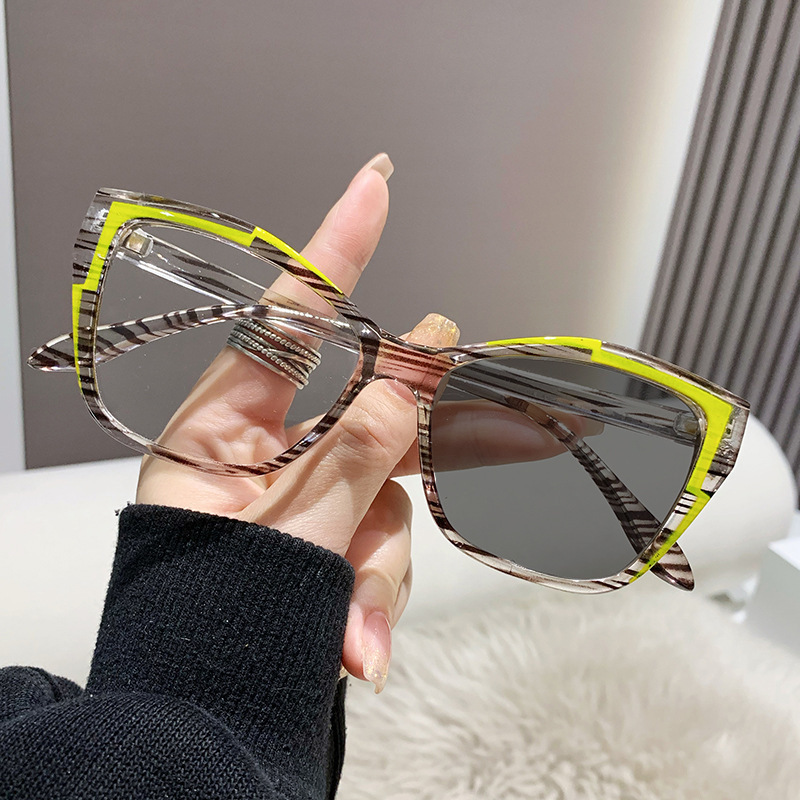 New Fashion Butterfly Cat Eye Women Computer Optical Glasses ABlue Light Blocking Eyeglasses Anti Blue Light Photocromic Glasses