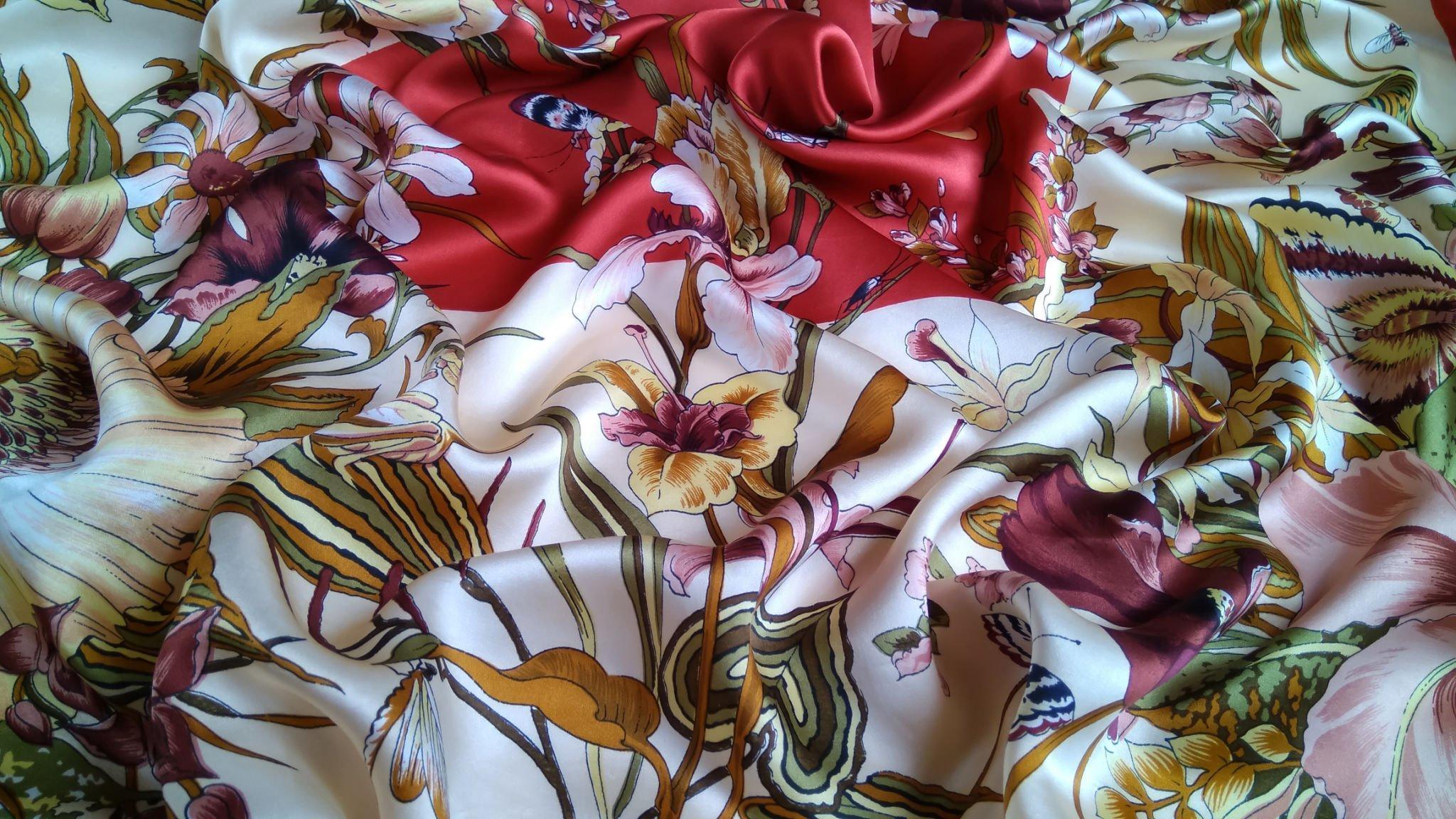 Wholesale Chiffon Woven 100% Polyester Fabric Satin Silk Printed Fabric