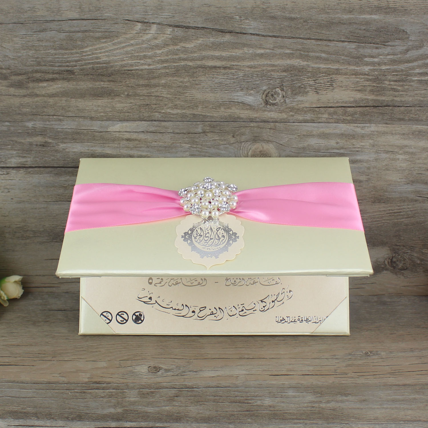 pink wedding invitation cards with ribbon and buckle and hardcover fabric invitation cards custom RSVP cards