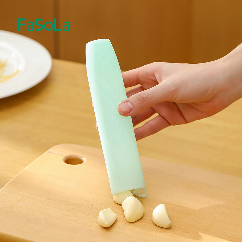 FaSoLa Garlic Peeler Skin Remover Roller Keeper Easy Quick to Peeled Garlic Cloves with Silicone Tube Roller Garlic Peeling Tool