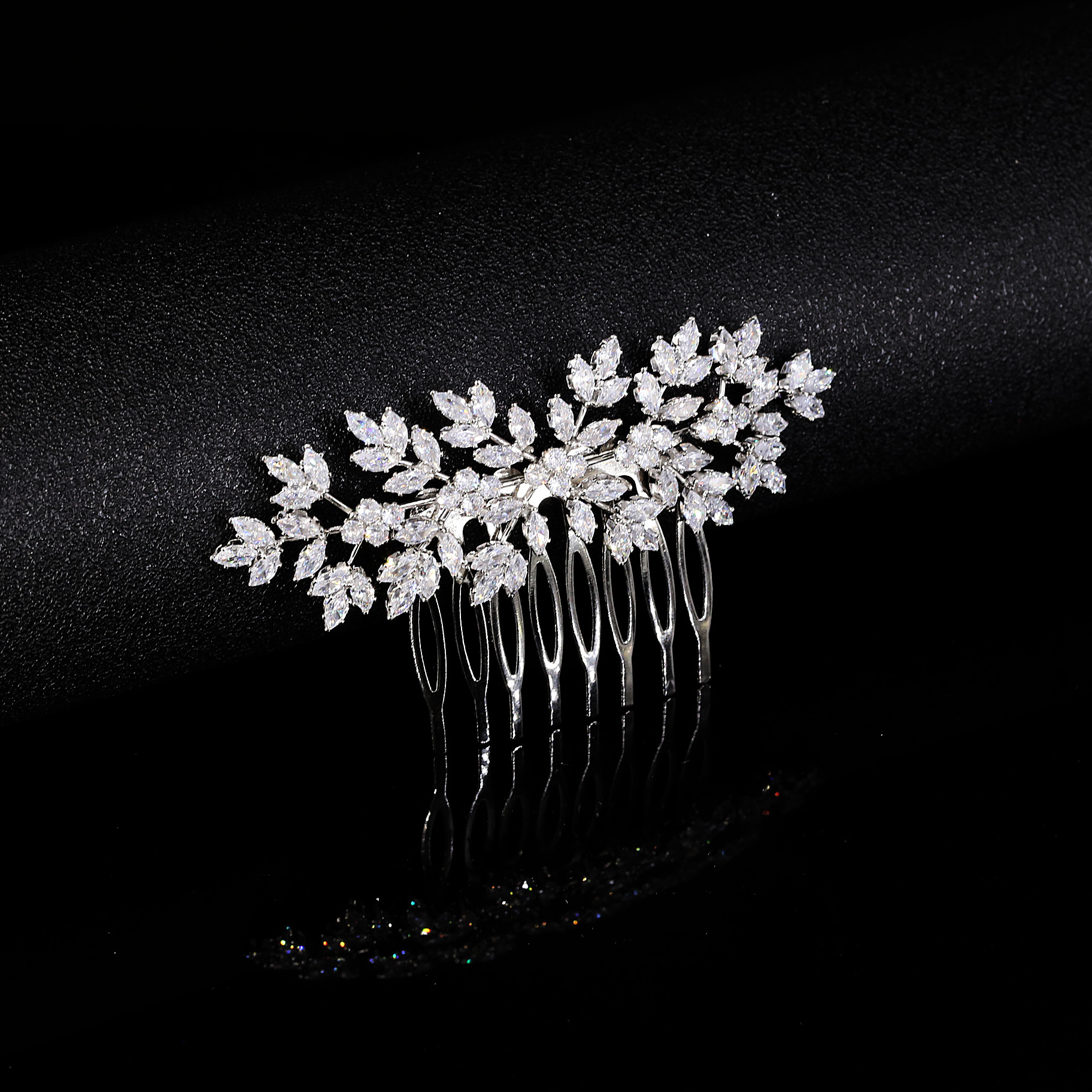 Hot Sale Women Bridal Comb Hair Accessories Luxury Floral Crystal Diamond Cubic Zirconia Bridal Wedding Headpiece