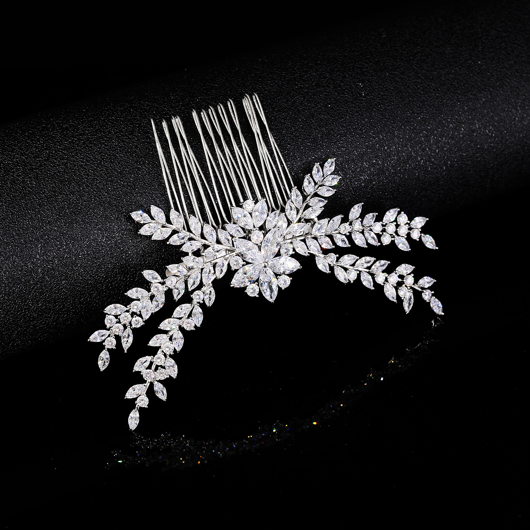 Hot Sale Women Bridal Comb Hair Accessories Luxury Floral Crystal Diamond Cubic Zirconia Bridal Wedding Headpiece