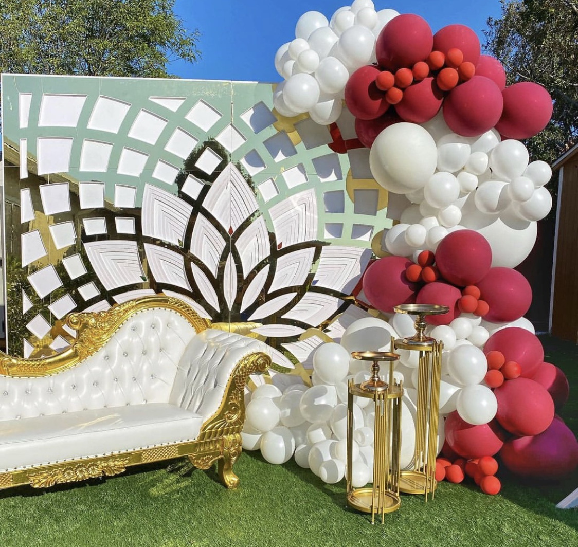 Royal party wedding high back throne chair in gold color