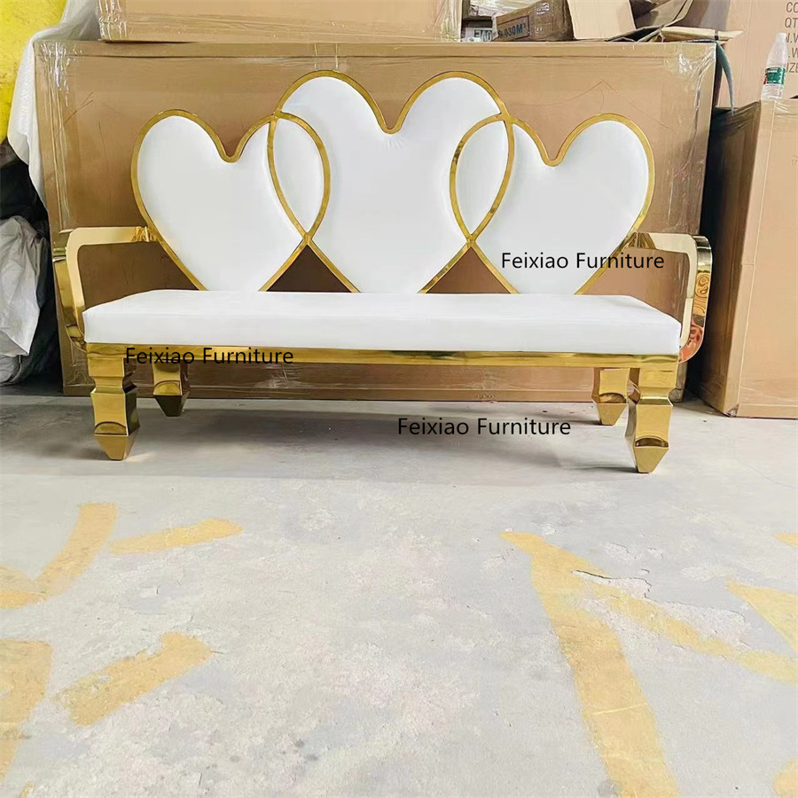 Modern Home/Hotel Furniture White PU/Fabric Cushion Gold Stainless Steel Heart Shape 2 Seater Sofa