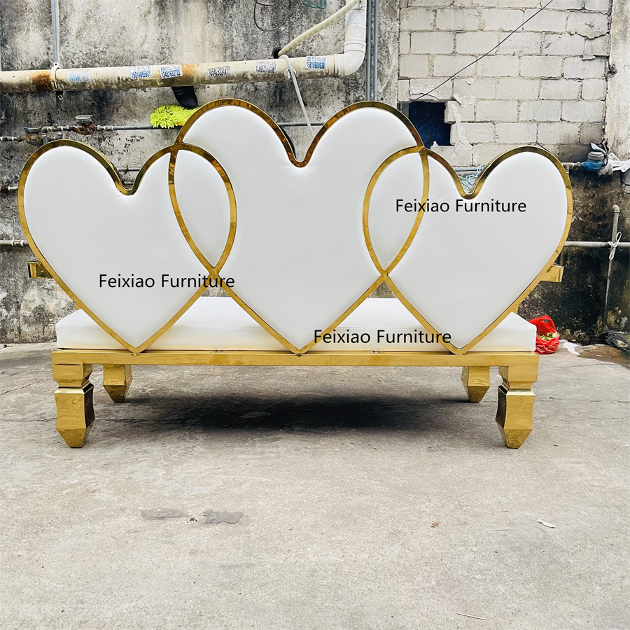 Modern Home/Hotel Furniture White PU/Fabric Cushion Gold Stainless Steel Heart Shape 2 Seater Sofa