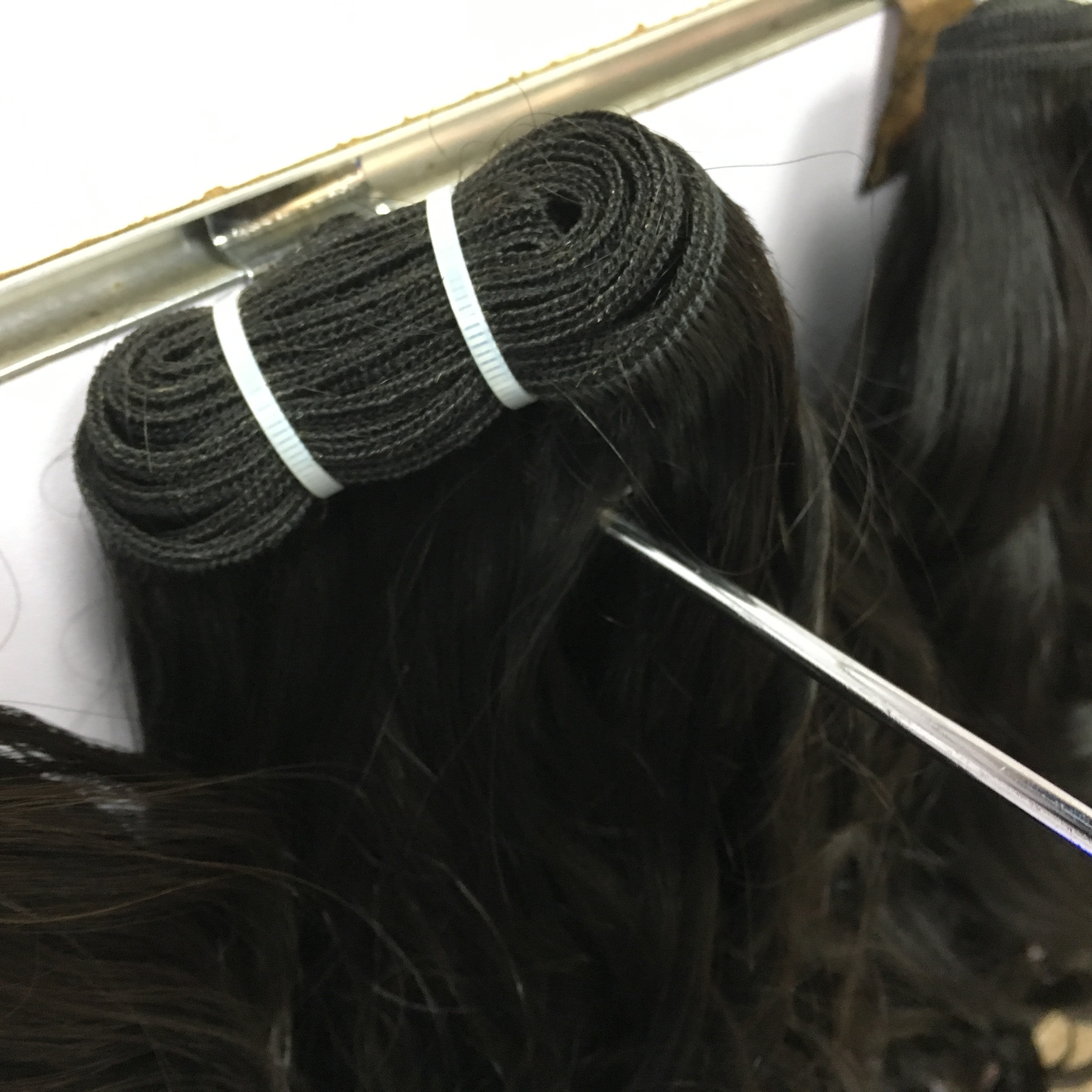 Factory price wholesale 10 inch to 36 inch raw burmese hair natural wave hair high quality cuticle aligned hair