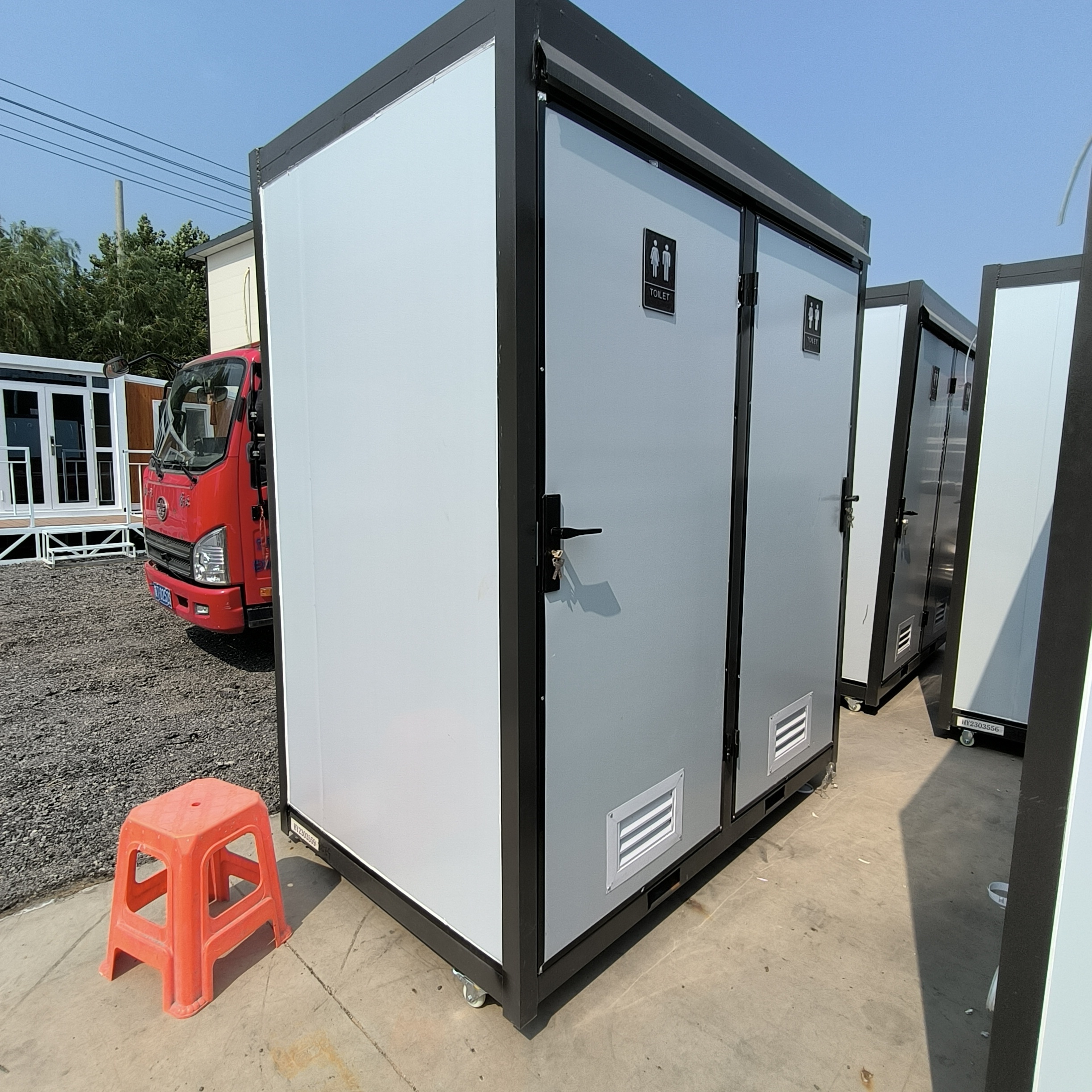 Portable Bathroom Unit Shower and Toilet Reasonable Price Business for Adults High Quality Portable Toilets Mobile Plastic