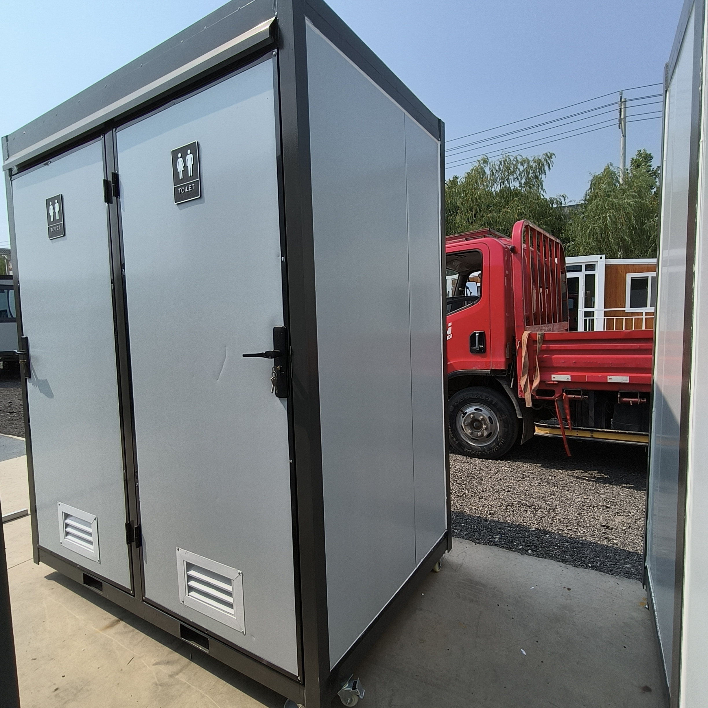 Portable Bathroom Unit Shower and Toilet Reasonable Price Business for Adults High Quality Portable Toilets Mobile Plastic