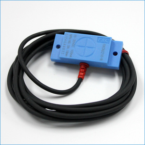 12V Flat Capacitive Proximity Sensor Non-contact Liquid Level  Switch