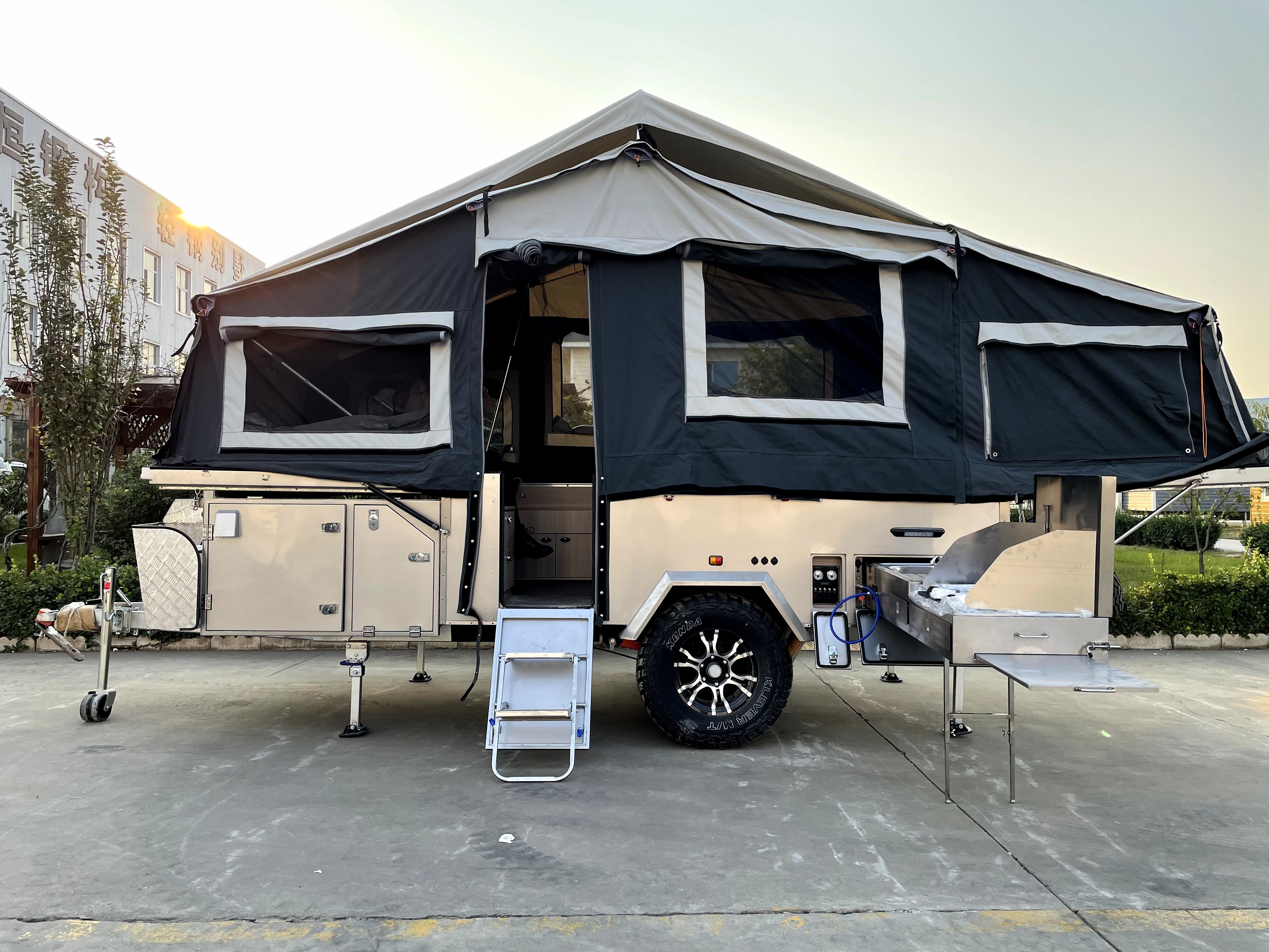 Hot Sale Australian Standard Mini Off Road Box Camper Trailer With Tent For Sale