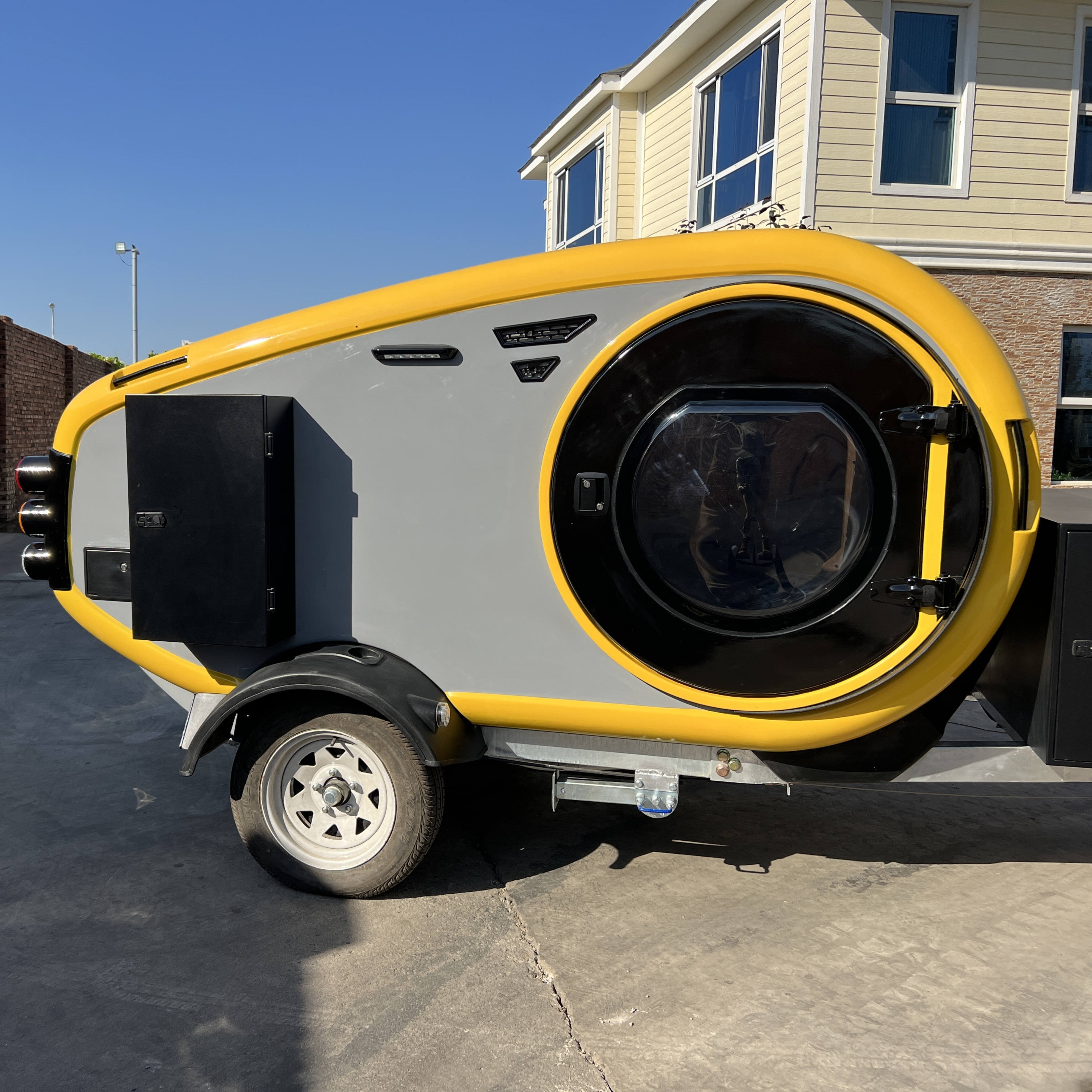 wholesale small car electric vehicle aluminium pull bigger enclosed eco camping trailer with foldability panel solar