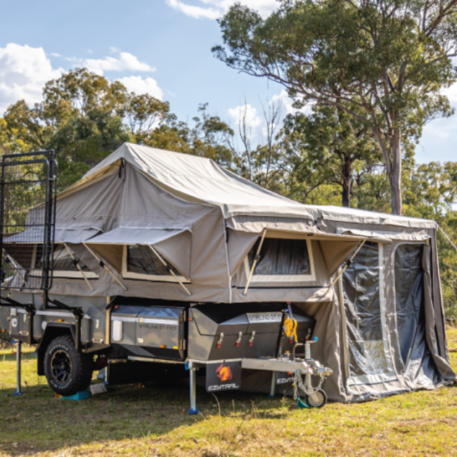 Australia Electrical System Standard Off Road Caravan Camper with Waterproof rooftop tent kitchen system